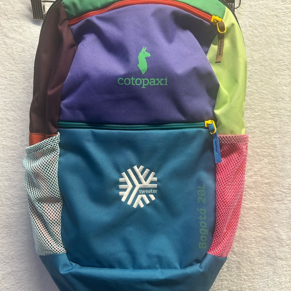 Cotopaxi Bogota 20L NWOT backpack with laptop compartment , hiking, travel